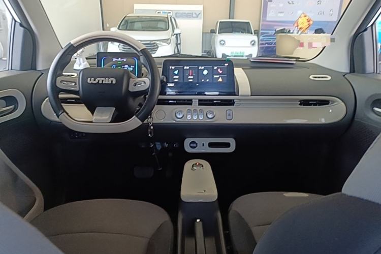 Used CHANGAN NEVO Lumin 2024 130km Qingyue Version Center Console