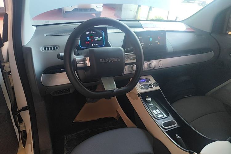 Used CHANGAN NEVO Lumin 2024 205km Launch Edition Center Console