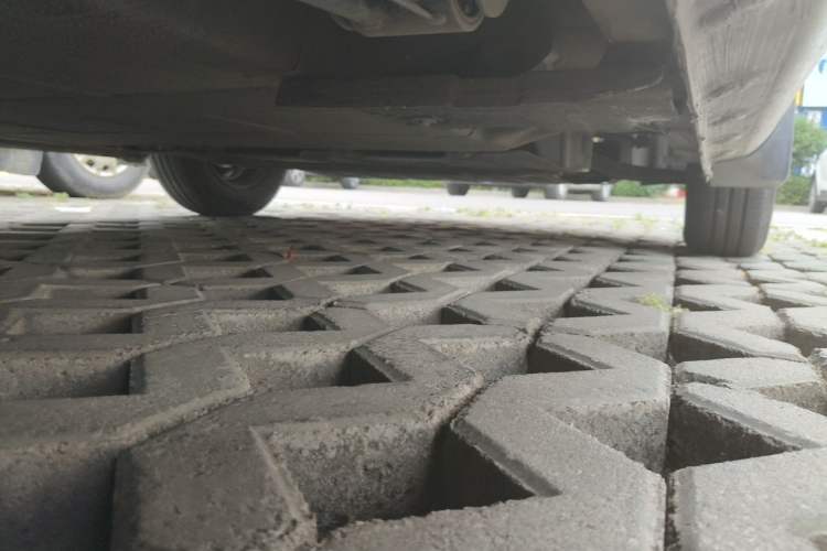 Used CHANGAN NEVO Lumin 2024 130km Qingyue Version Chassis Rear Right