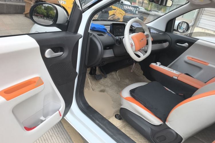 Used CHANGAN NEVO Lumin 2024 301km Orange Wind Edition Driver Seat