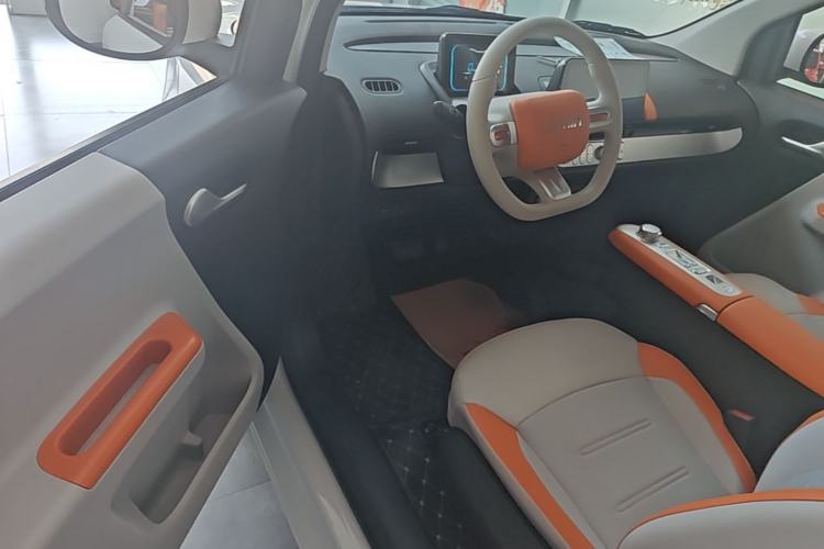 Used CHANGAN NEVO Lumin 2024 301km Orange Wind Edition Driver Seat