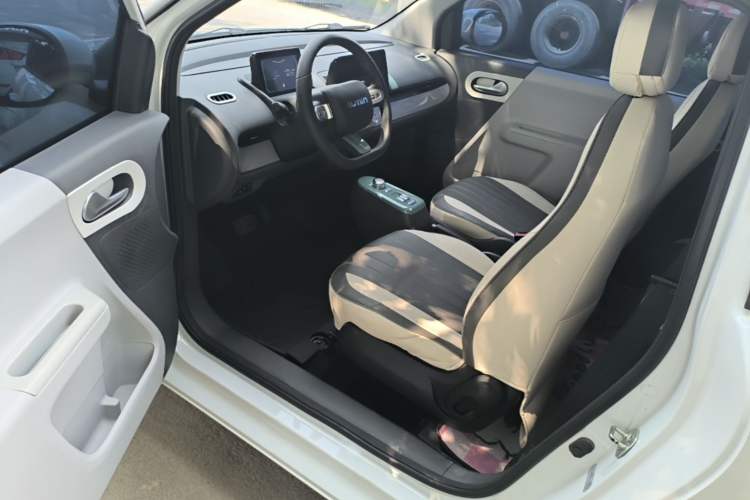Used CHANGAN NEVO Lumin 2024 301km Orange Wind Edition Driver Seat