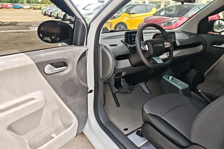 Used CHANGAN NEVO Lumin 2024 205km Launch Edition Driver Seat