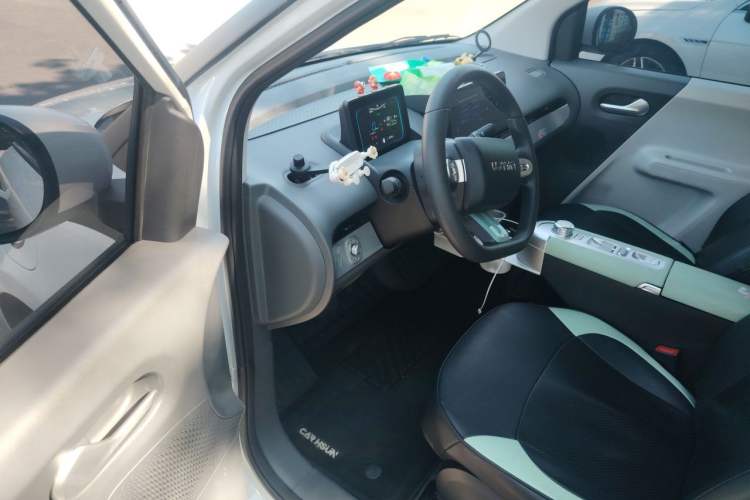 Used CHANGAN NEVO Lumin 2024 205km Orange Wind Edition Driver Seat