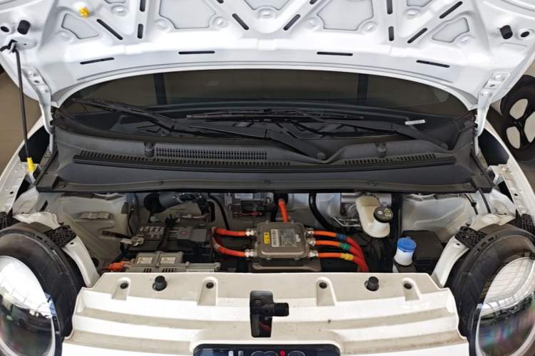 Used CHANGAN NEVO Lumin 2024 130km Qingyue Version Engine Bay