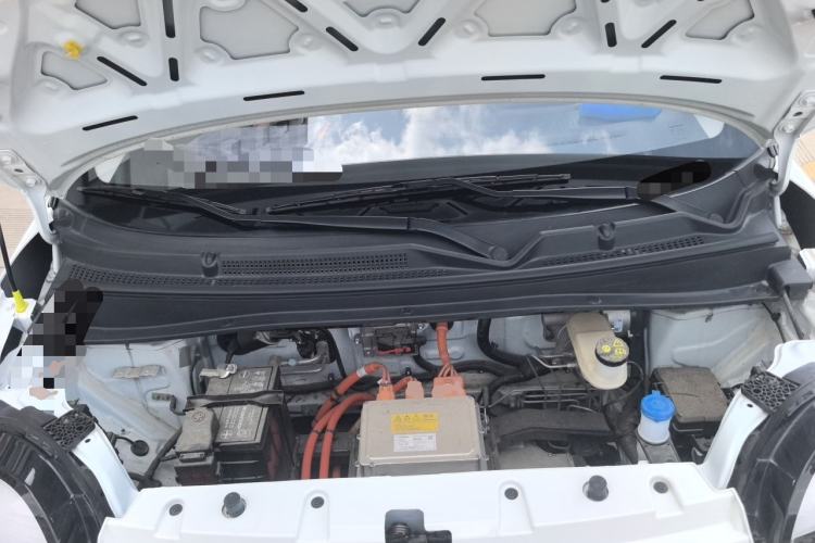 Used CHANGAN NEVO Lumin 2024 301km Orange Wind Edition Engine Bay