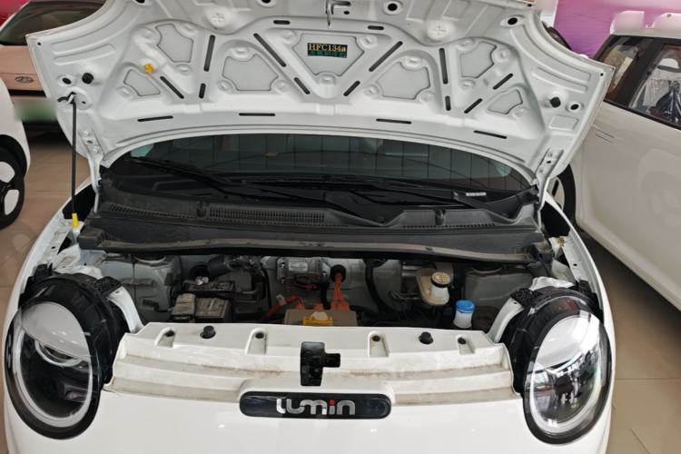 Used CHANGAN NEVO Lumin 2024 205km Orange Wind Edition Engine Bay