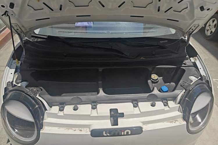 Used CHANGAN NEVO Lumin 2024 205km Launch Edition Engine Bay