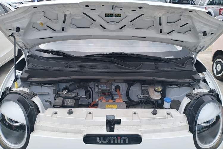 Used CHANGAN NEVO Lumin 2024 205km Launch Edition Engine Bay