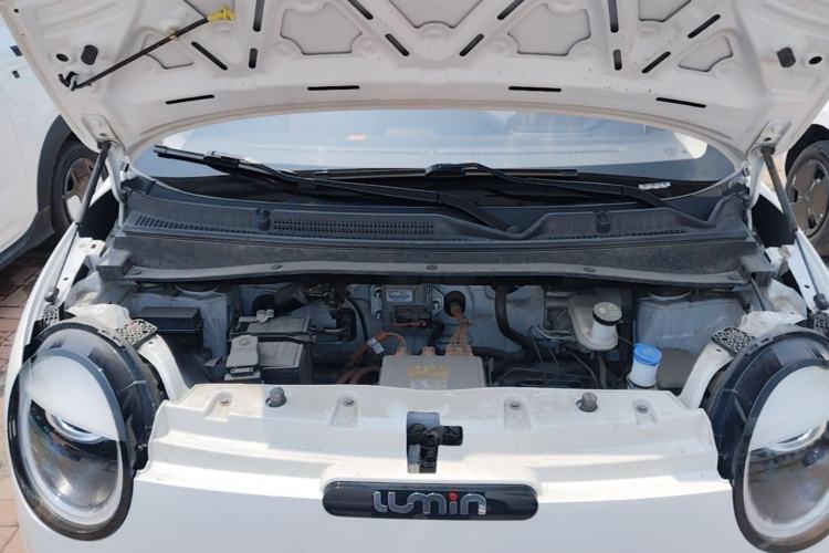 Used CHANGAN NEVO Lumin 2024 301km Orange Wind Edition Engine Bay