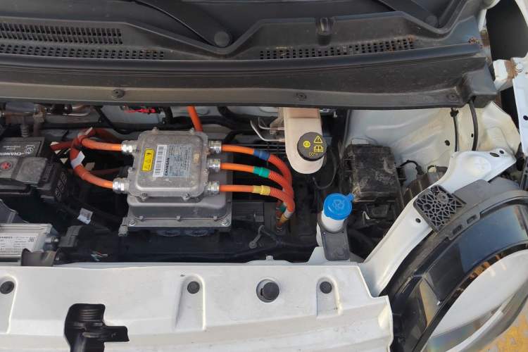 Used CHANGAN NEVO Lumin 2024 130km Qingyue Version Engine Bay Left
