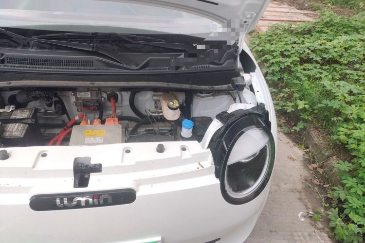 Used CHANGAN NEVO Lumin 2024 301km Orange Wind Edition Engine Bay Left
