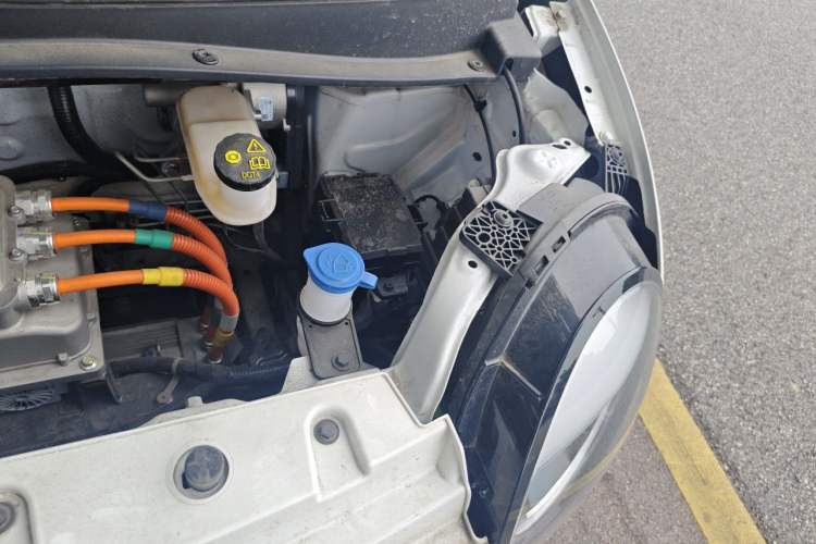 Used CHANGAN NEVO Lumin 2024 130km Qingyue Version Engine Bay Left