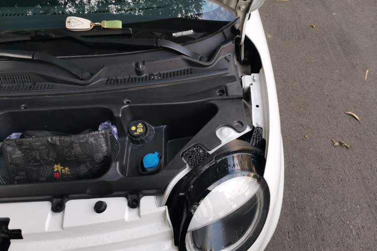 Used CHANGAN NEVO Lumin 2024 301km Launch Edition Engine Bay Left