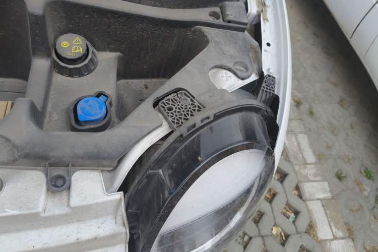 Used CHANGAN NEVO Lumin 2024 130km Qingyue Version Engine Bay Left
