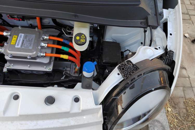 Used CHANGAN NEVO Lumin 2024 130km Qingyue Version Engine Bay Left