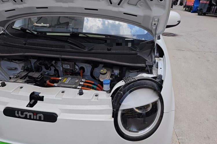 Used CHANGAN NEVO Lumin 2024 130km Qingyue Version Engine Bay Left