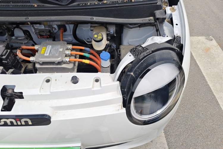 Used CHANGAN NEVO Lumin 2024 130km Qingyue Version Engine Bay Left