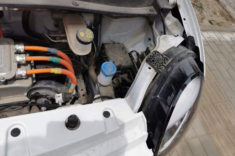 Used CHANGAN NEVO Lumin 2024 130km Qingyue Version Engine Bay Left