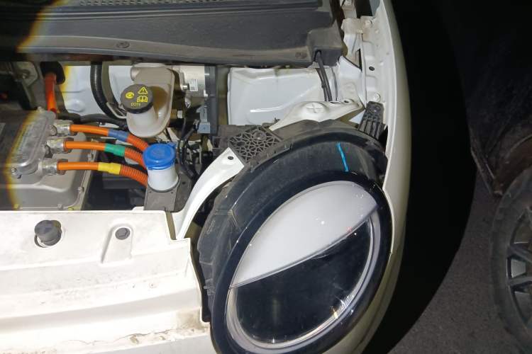 Used CHANGAN NEVO Lumin 2024 130km Qingyue Version Engine Bay Left