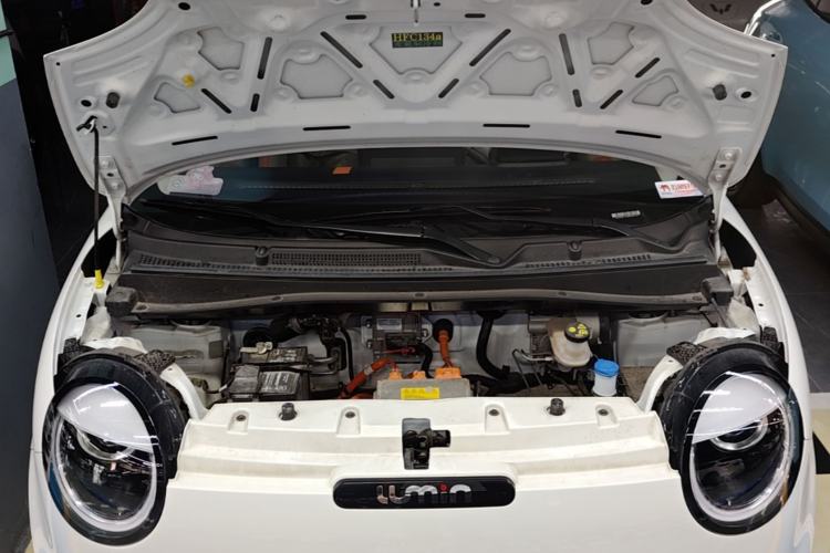 Used CHANGAN NEVO Lumin 2024 205km Orange Wind Edition Engine Bay
