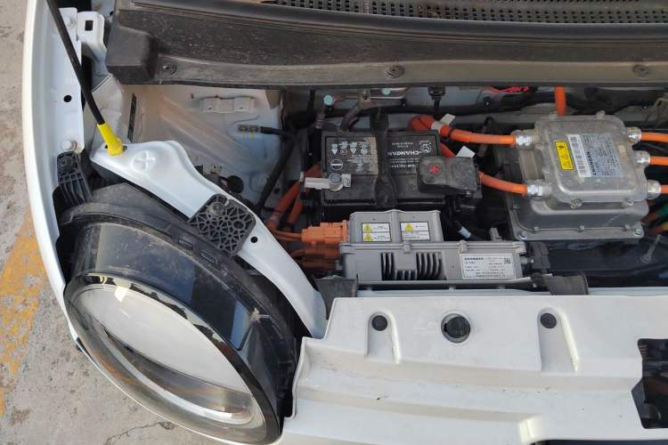 Used CHANGAN NEVO Lumin 2024 130km Qingyue Version Engine Bay Right