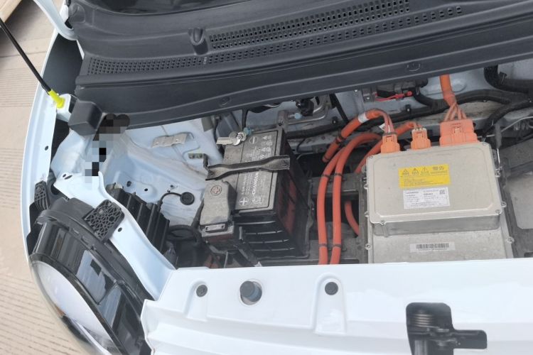 Used CHANGAN NEVO Lumin 2024 301km Orange Wind Edition Engine Bay Right