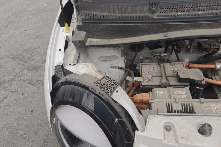 Used CHANGAN NEVO Lumin 2024 130km Qingyue Version Engine Bay Right