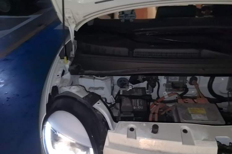 Used CHANGAN NEVO Lumin 2024 205km Launch Edition Engine Bay Right