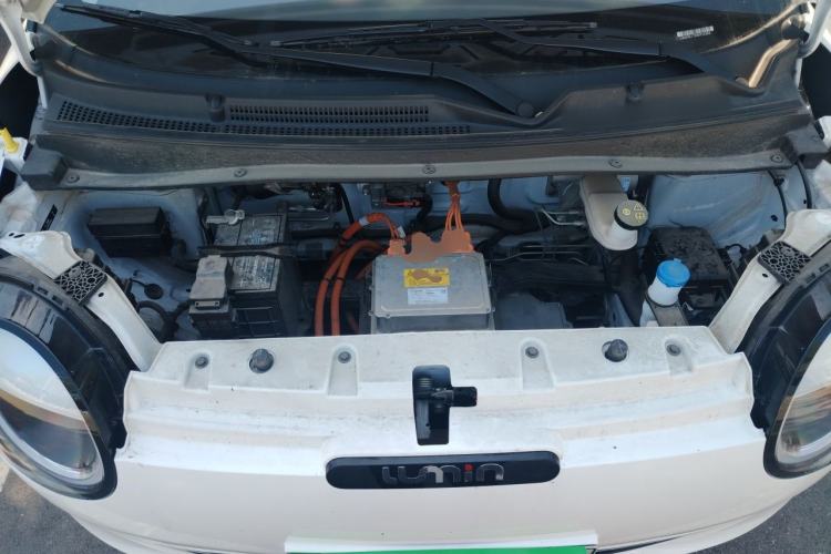 Used CHANGAN NEVO Lumin 2024 205km Orange Wind Edition Engine Bay