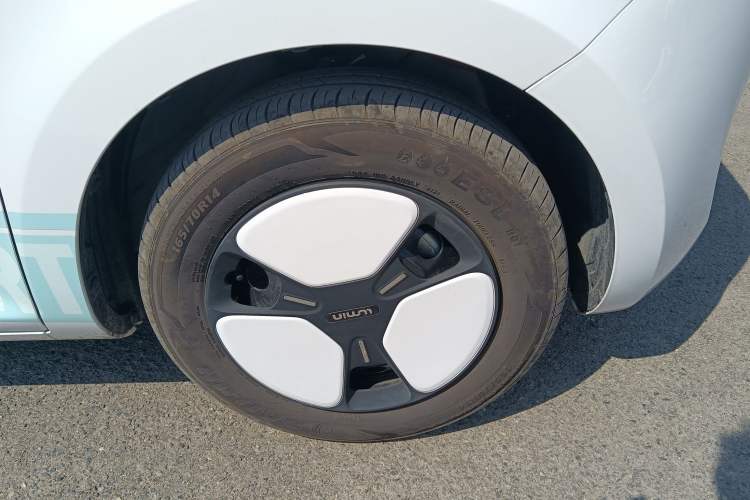 Used CHANGAN NEVO Lumin 2024 205km Launch Edition Exterior 2