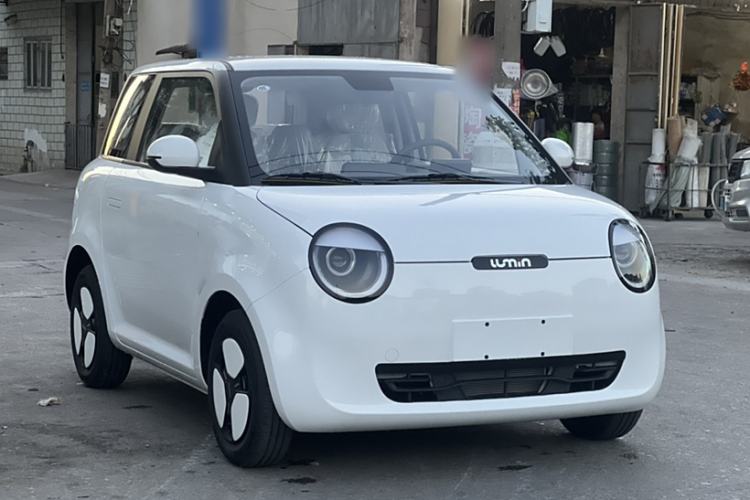 Used CHANGAN NEVO Lumin 2024 130km Qingyue Version Exterior 3