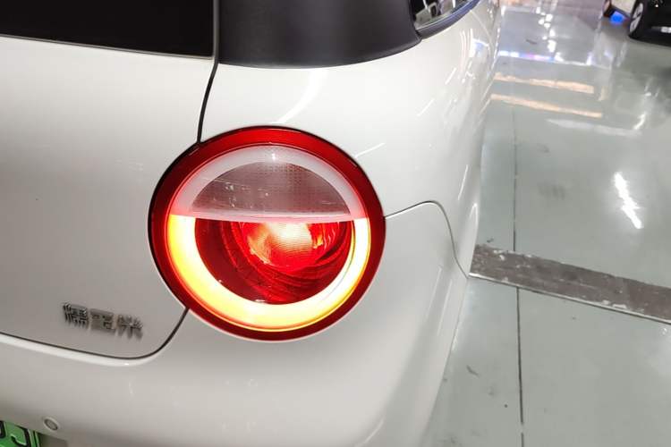 Used CHANGAN NEVO Lumin 2024 130km Qingyue Version Exterior 3