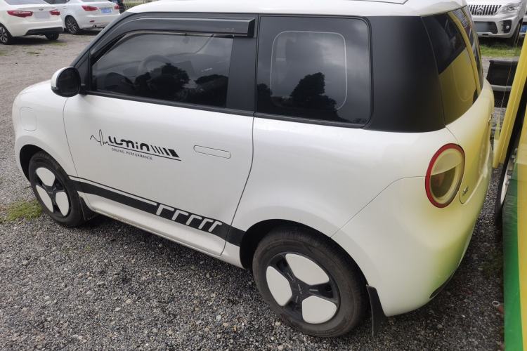 Used CHANGAN NEVO Lumin 2024 130km Qingyue Version Exterior 4
