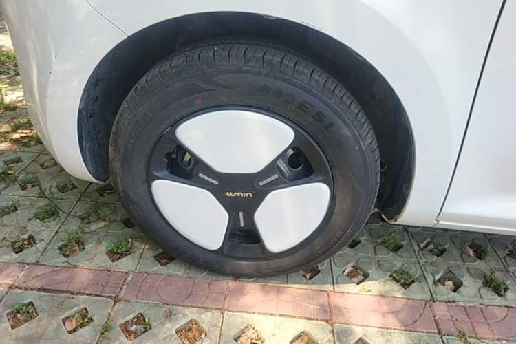 Used CHANGAN NEVO Lumin 2024 130km Qingyue Version Exterior 4