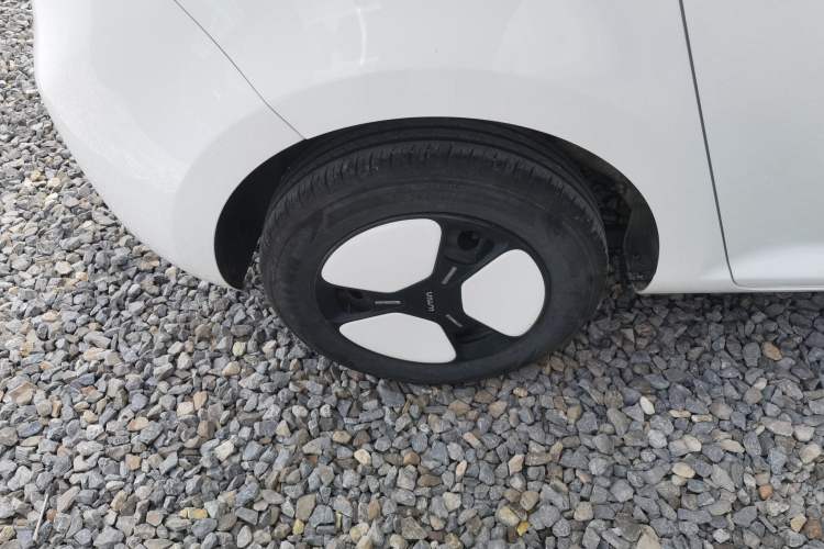Used CHANGAN NEVO Lumin 2024 130km Qingyue Version Exterior 5
