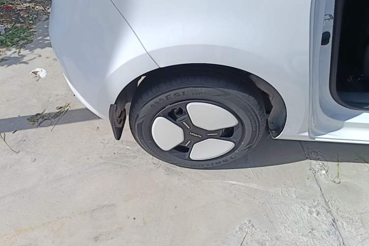 Used CHANGAN NEVO Lumin 2024 130km Qingyue Version Exterior 5