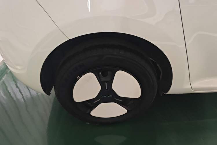 Used CHANGAN NEVO Lumin 2024 130km Qingyue Version Exterior 5