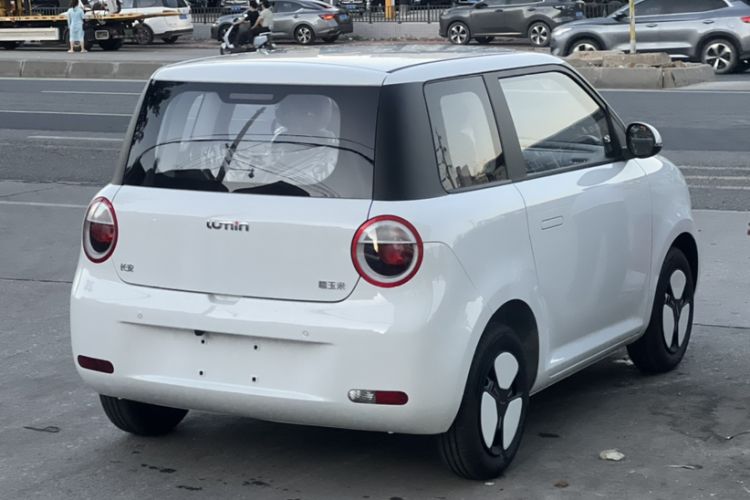 Used CHANGAN NEVO Lumin 2024 130km Qingyue Version Exterior 6