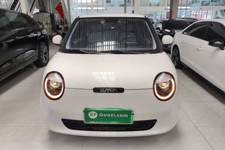 Used CHANGAN NEVO Lumin 2024 205km Orange Wind Edition Front