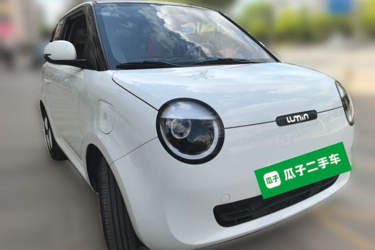 Used CHANGAN NEVO Lumin 2024 301km Orange Wind Edition Front Right 45 Deg