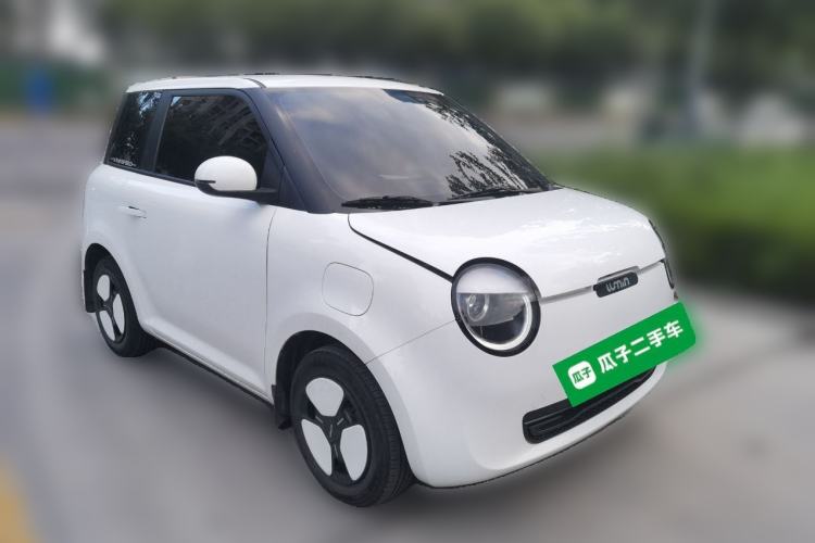 Used CHANGAN NEVO Lumin 2024 301km Launch Edition Front Right 45 Deg