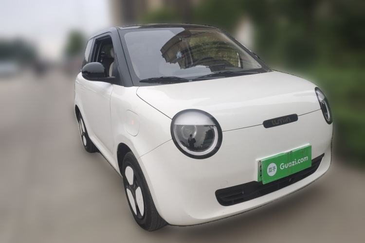 Used CHANGAN NEVO Lumin 2024 301km Orange Wind Edition Front Right 45 Deg
