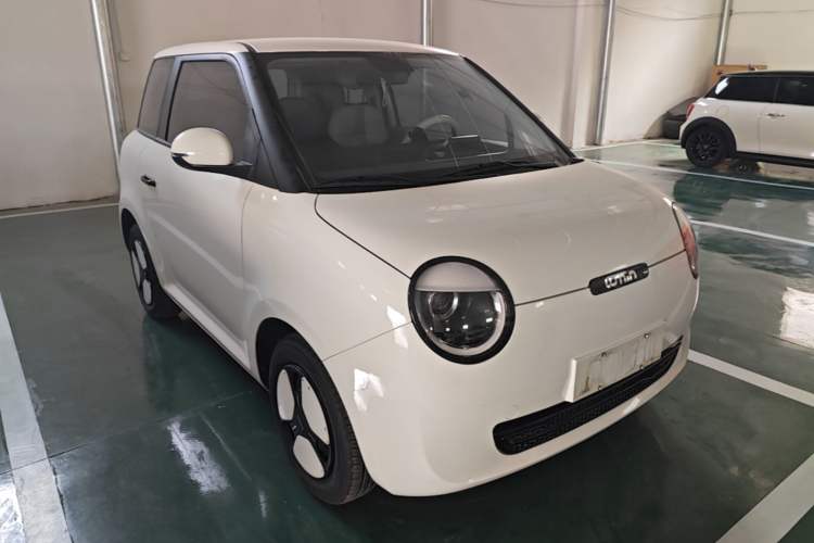 Used CHANGAN NEVO Lumin 2024 130km Qingyue Version Front Right 45 Deg