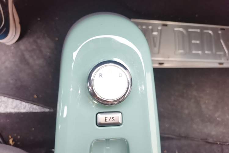 Used CHANGAN NEVO Lumin 2024 130km Qingyue Version Gear Lever