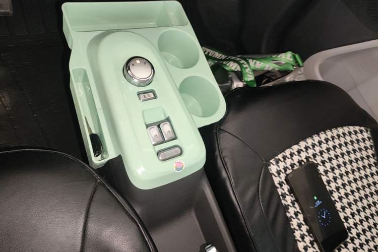 Used CHANGAN NEVO Lumin 2024 130km Qingyue Version Gear Lever