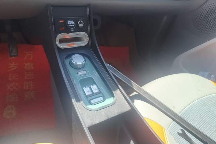 Used CHANGAN NEVO Lumin 2024 130km Qingyue Version Gear Lever