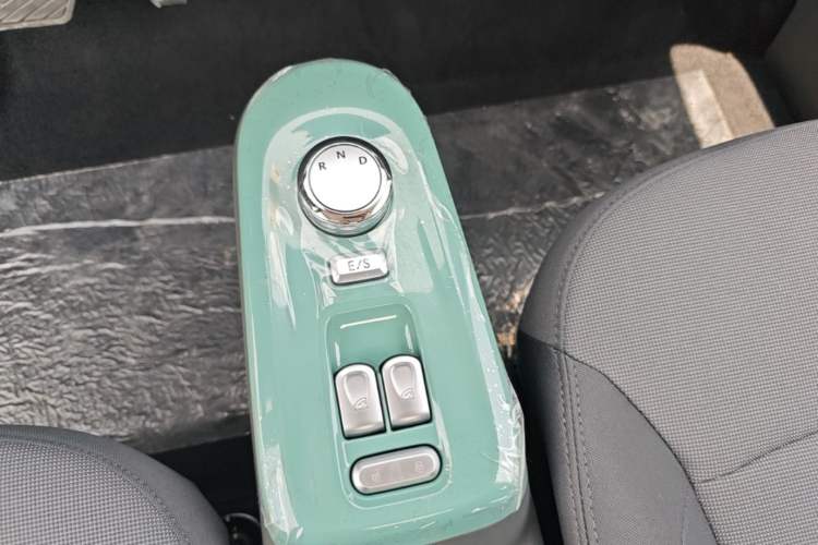 Used CHANGAN NEVO Lumin 2024 130km Qingyue Version Gear Lever