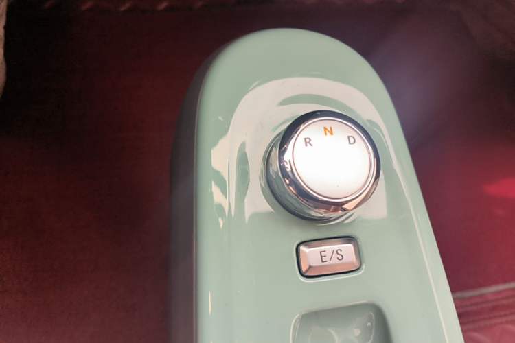 Used CHANGAN NEVO Lumin 2024 205km Launch Edition Gear Lever