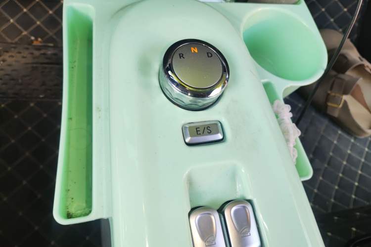 Used CHANGAN NEVO Lumin 2024 130km Qingyue Version Gear Lever